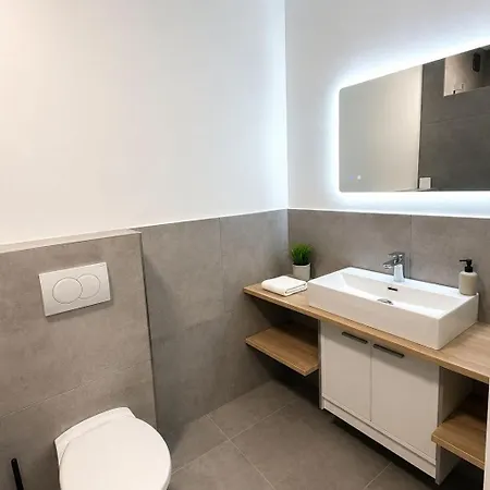 Stayin Apartman *